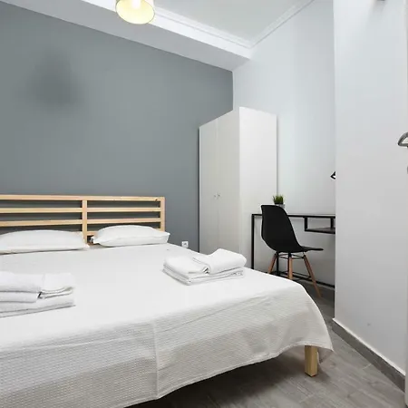Central Downtown One Bedroom Apartament Saloniki