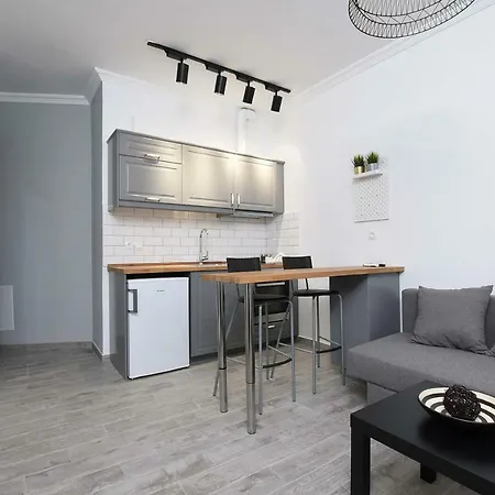 Central Downtown One Bedroom Appartamento *