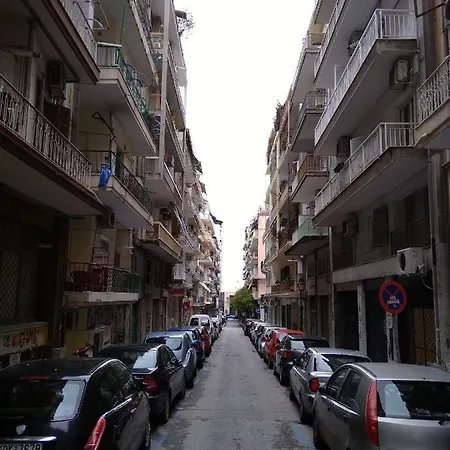 Central Downtown One Bedroom Saloniki